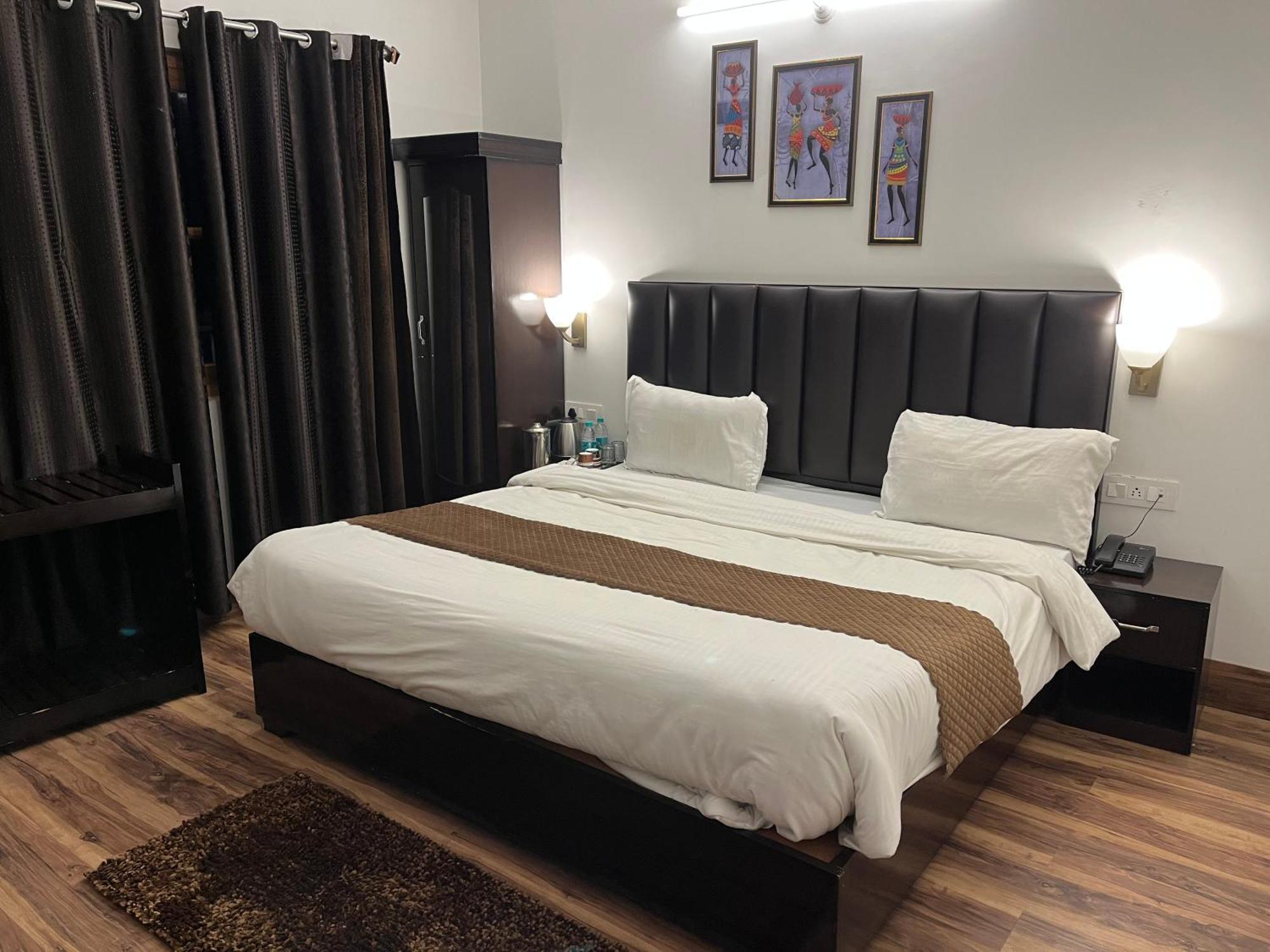 Cedar Woods Resort By Heyan Hotels Nainital Ngoại thất bức ảnh