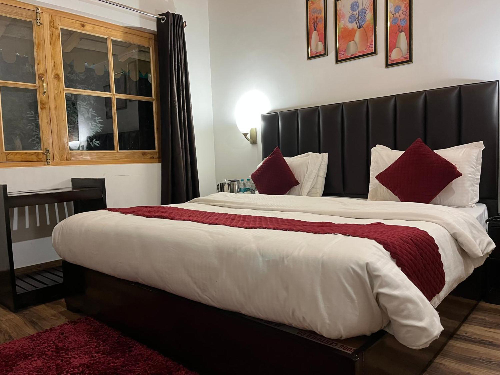 Cedar Woods Resort By Heyan Hotels Nainital Ngoại thất bức ảnh