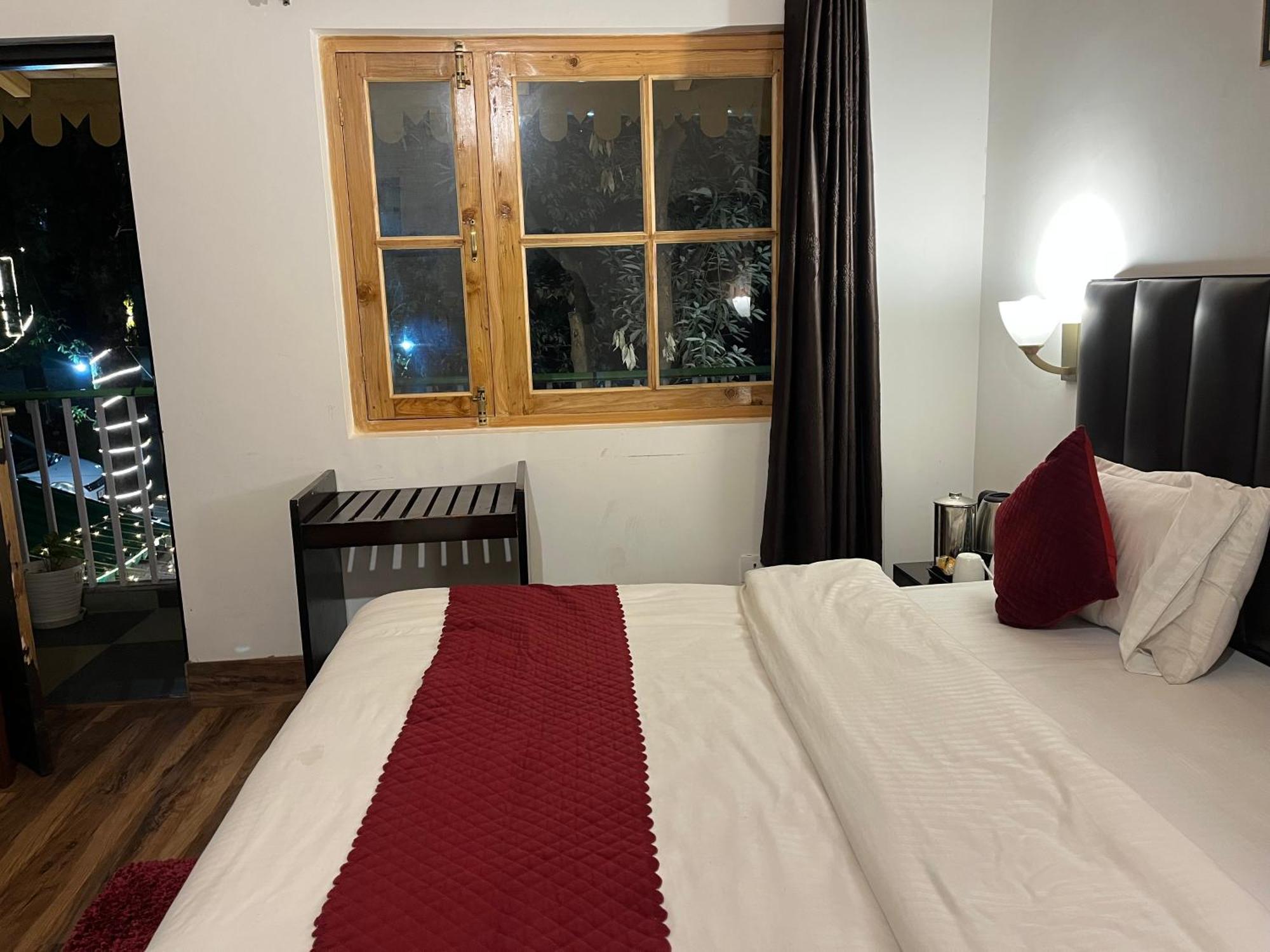 Cedar Woods Resort By Heyan Hotels Nainital Ngoại thất bức ảnh